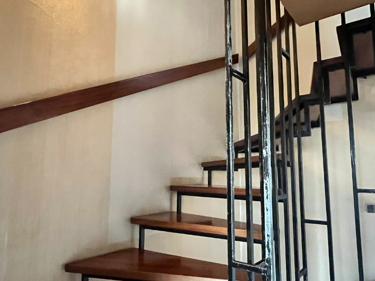 Treppe ins 1.OG