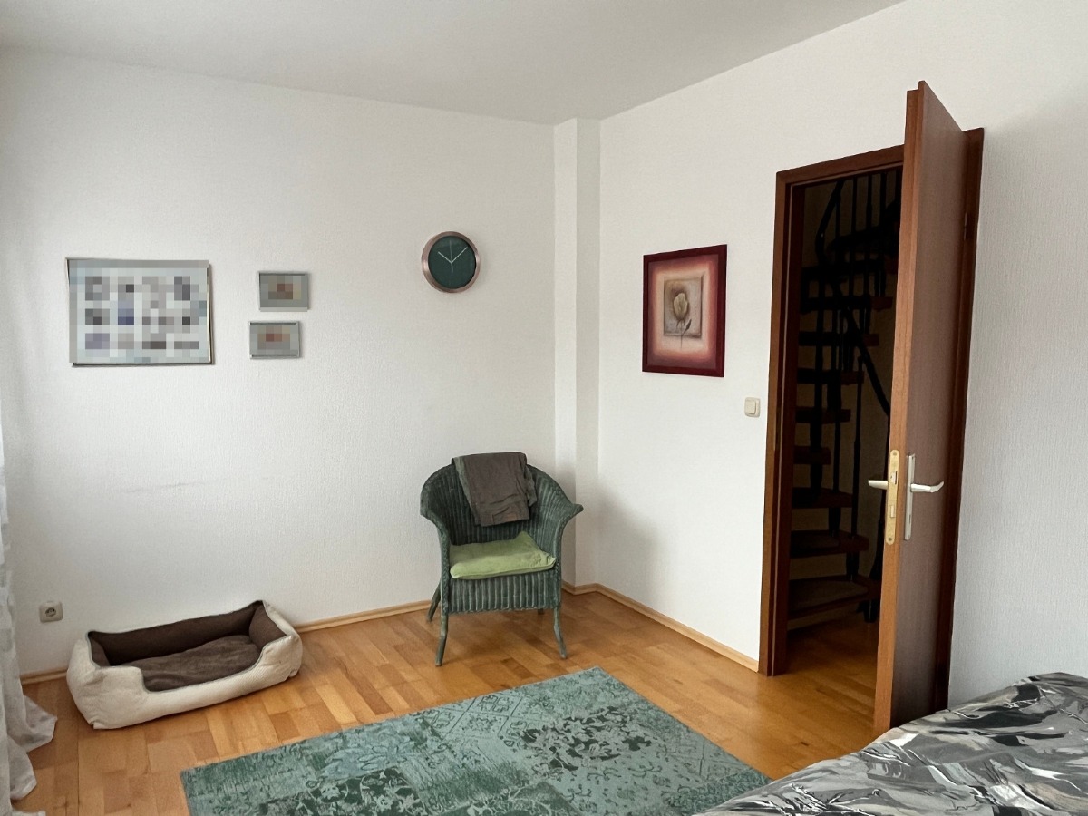 Schlafzimmer 2